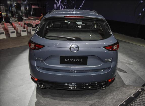 马自达CX-5 2021款 2.5L 自动四驱黑骑士 外观   正后
