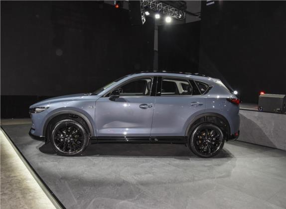 马自达CX-5 2021款 2.5L 自动四驱黑骑士 外观   正侧