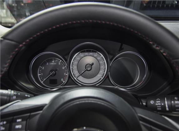 马自达CX-5 2021款 2.5L 自动四驱黑骑士 中控类   仪表盘