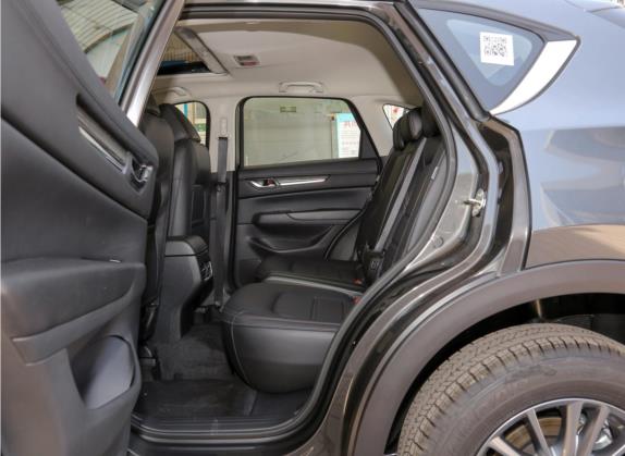 马自达CX-5 2021款 2.0L 自动两驱智尊型 车厢座椅   后排空间