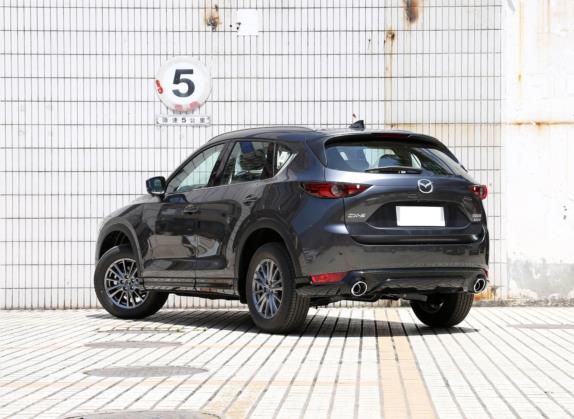 马自达CX-5 2021款 2.0L 自动两驱智尊型 外观   斜后