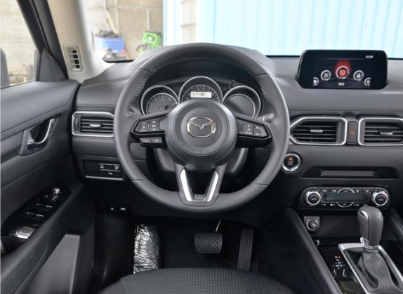 马自达CX-5 2021款 2.5L 自动两驱智慧型 中控类   驾驶位