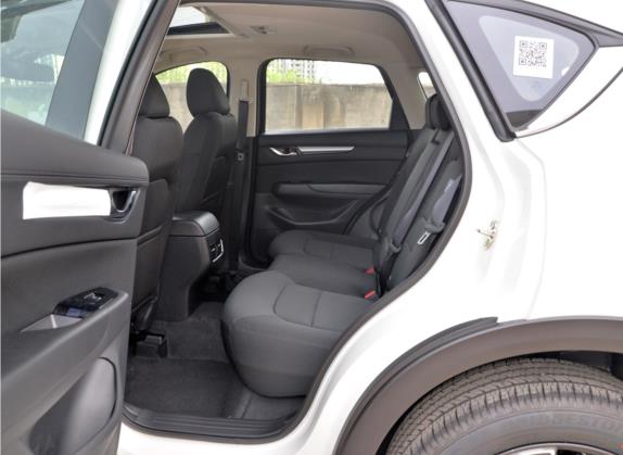 马自达CX-5 2021款 2.5L 自动两驱智慧型 车厢座椅   后排空间