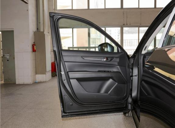 马自达CX-5 2021款 2.5L 自动两驱智尊型 车厢座椅   前门板