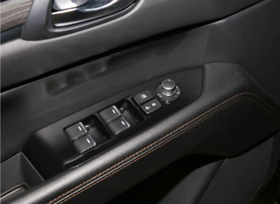 马自达CX-5 2021款 2.5L 自动两驱智尊型 车厢座椅   门窗控制