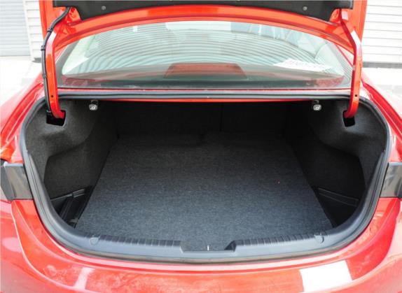 阿特兹 2014款 2.0L 蓝天尊贵版 车厢座椅   后备厢