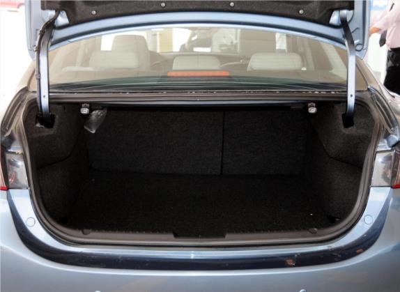 阿特兹 2014款 2.0L 蓝天豪华版 车厢座椅   后备厢