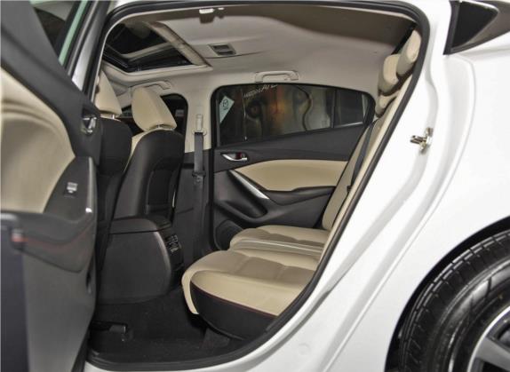 阿特兹 2015款 2.0L 蓝天豪华版 车厢座椅   后排空间