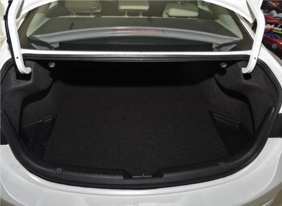阿特兹 2015款 2.0L 蓝天豪华版 车厢座椅   后备厢