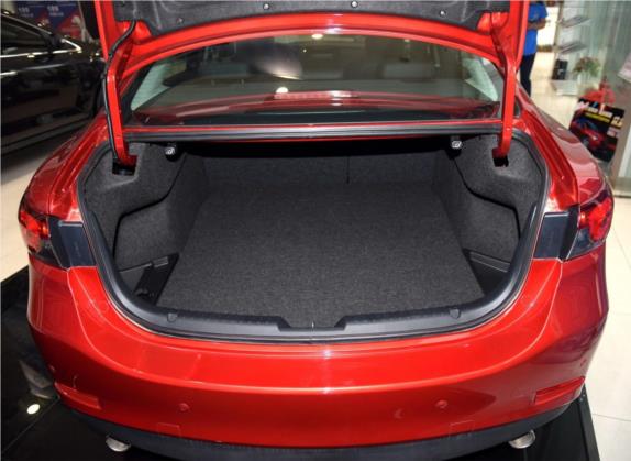 阿特兹 2015款 2.0L 蓝天尊贵版 车厢座椅   后备厢