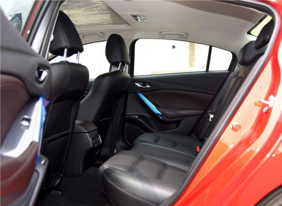 阿特兹 2017款 2.5L 蓝天至尊版 车厢座椅   后排空间