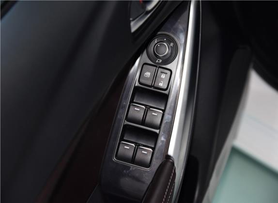 阿特兹 2018款 2.0L 蓝天豪华版 国VI 车厢座椅   门窗控制