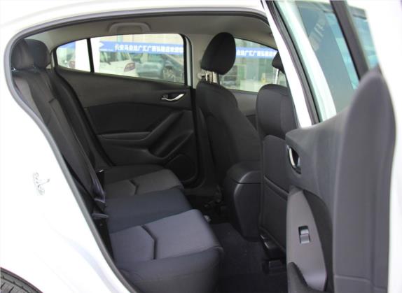 马自达3 昂克赛拉 2014款 三厢 1.5L 手动舒适型 车厢座椅   后排空间