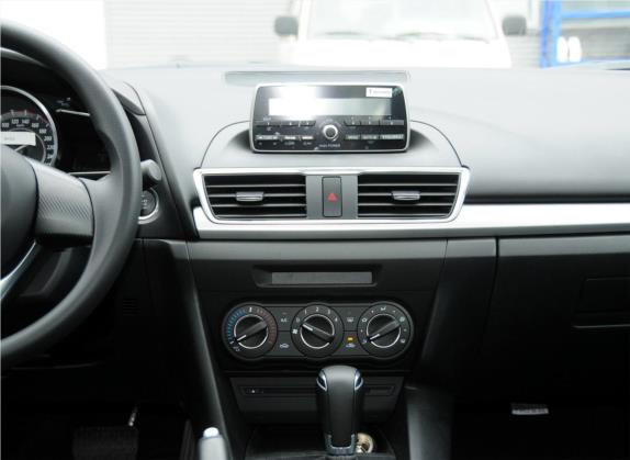 马自达3 昂克赛拉 2014款 三厢 1.5L 自动舒适型 中控类   中控台