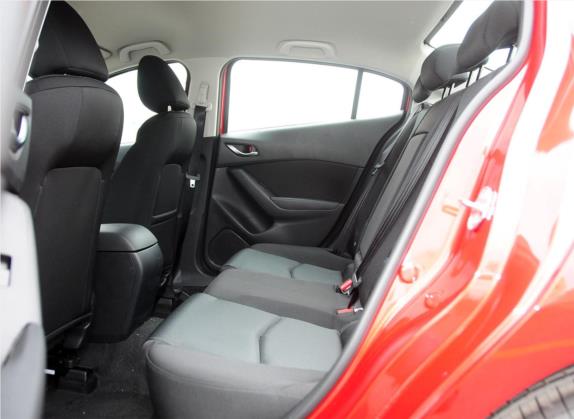 马自达3 昂克赛拉 2014款 三厢 1.5L 自动舒适型 车厢座椅   后排空间