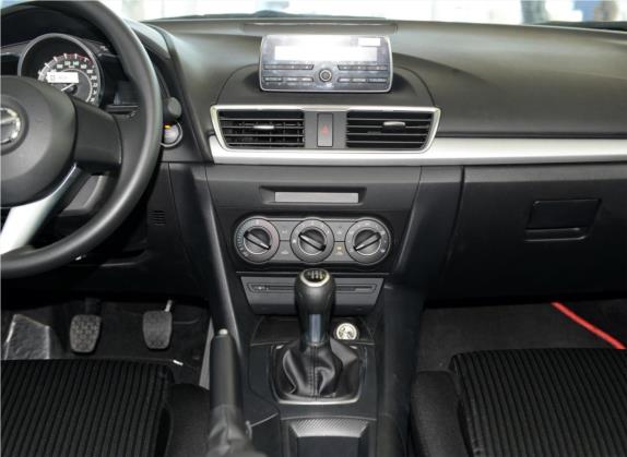 马自达3 昂克赛拉 2014款 两厢 1.5L 手动舒适型 中控类   中控台