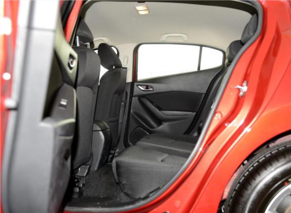 马自达3 昂克赛拉 2014款 两厢 1.5L 手动舒适型 车厢座椅   后排空间