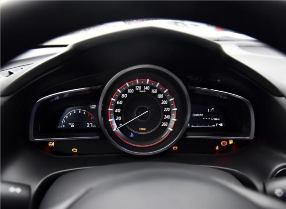 马自达3 昂克赛拉 2016款 两厢 1.5L 手动舒适型 中控类   仪表盘