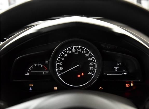 马自达3 昂克赛拉 2017款 三厢 1.5L 手动舒适型 国V 中控类   仪表盘