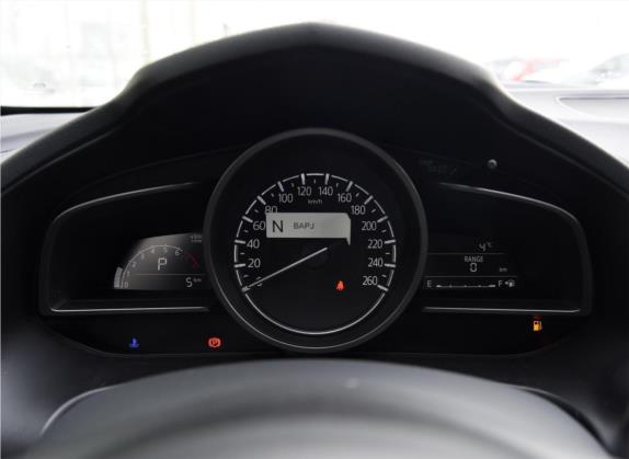马自达3 昂克赛拉 2017款 两厢 1.5L 自动豪华型 国V 中控类   仪表盘