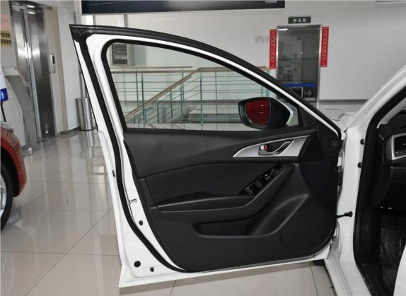 马自达3 昂克赛拉 2017款 两厢 1.5L 自动豪华型 国VI 车厢座椅   前门板