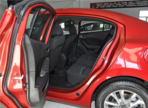 马自达3 昂克赛拉 2019款 云控版 三厢 1.5L 自动舒适型 国V 车厢座椅   后排空间
