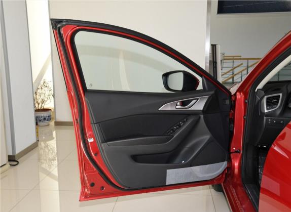 马自达3 昂克赛拉 2019款 云控版 三厢 1.5L 自动舒适型 国V 车厢座椅   前门板