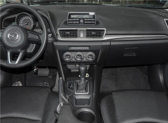 马自达3 昂克赛拉 2019款 云控版 三厢 1.5L 自动舒适型 国VI 中控类   中控台