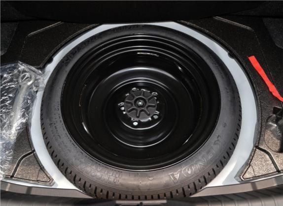 马自达3 昂克赛拉 2019款 云控版 三厢 2.0L 自动尊贵型 国VI 其他细节类   备胎