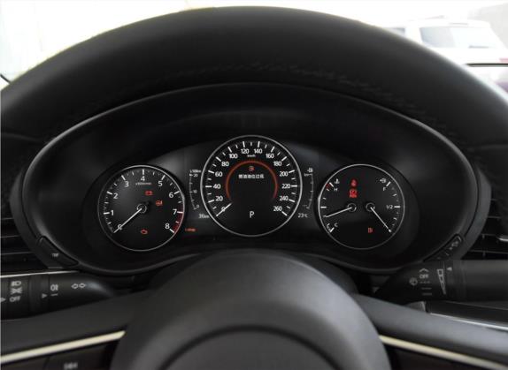 马自达3 昂克赛拉 2020款 1.5L 自动质型版 中控类   仪表盘