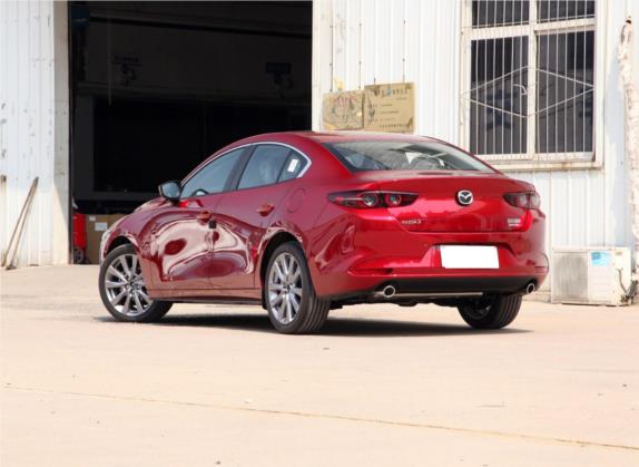 马自达3 昂克赛拉 2020款 2.0L 自动质豪版 外观   斜后