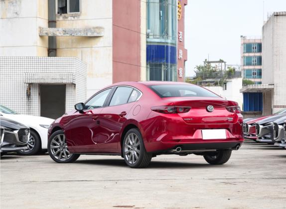 马自达3 昂克赛拉 2022款 2.0L 自动质耀版 外观   斜后