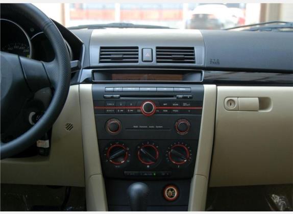 马自达3 2009款 1.6L 自动天窗版 中控类   中控台