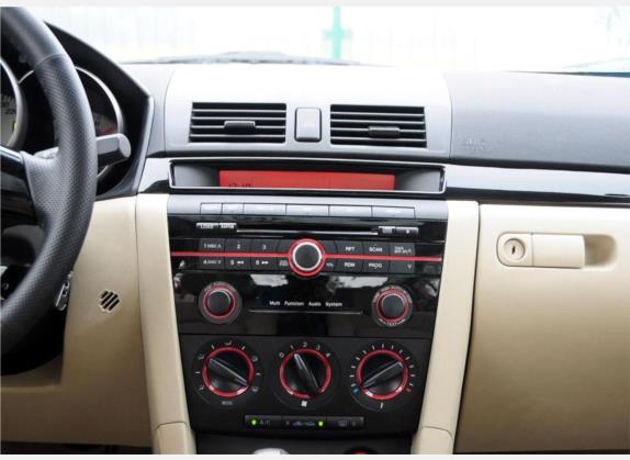 马自达3 2010款 1.6L 自动经典精英型 中控类   中控台