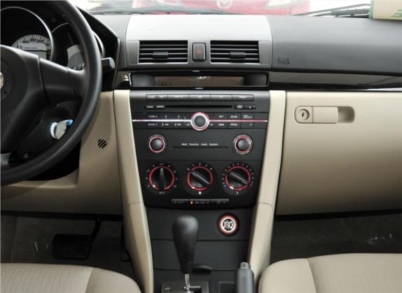 马自达3 2010款 1.6L 自动经典时尚型 中控类   中控台
