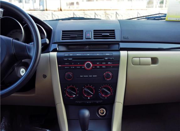 马自达3 2012款 1.6L 自动经典特惠型 中控类   中控台