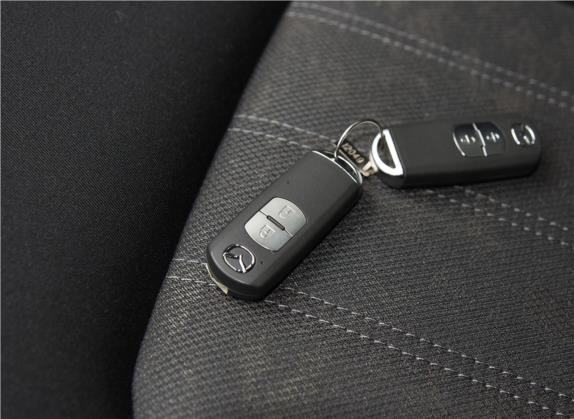 马自达CX-4 2016款 2.0L 自动两驱蓝天探索版 其他细节类   钥匙