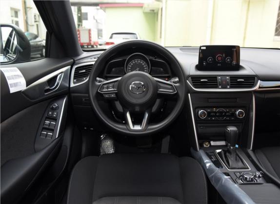 马自达CX-4 2018款 2.0L 自动两驱蓝天探索版 国V 中控类   驾驶位