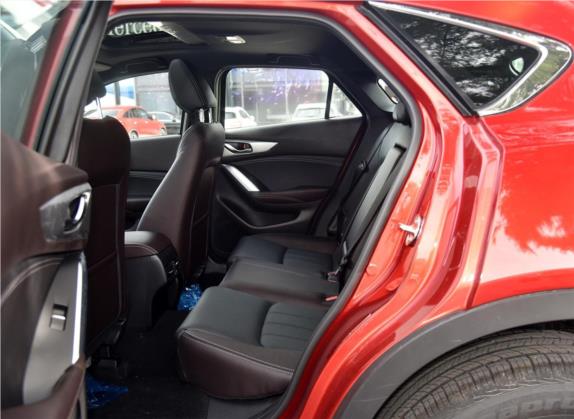 马自达CX-4 2018款 2.0L 自动两驱蓝天品位版 车厢座椅   后排空间