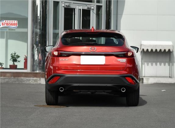 马自达CX-4 2018款 2.0L 自动两驱蓝天品位版 外观   正后