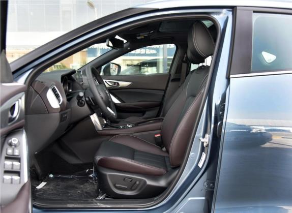 马自达CX-4 2018款 2.0L 自动两驱蓝天领先版 国V 车厢座椅   前排空间