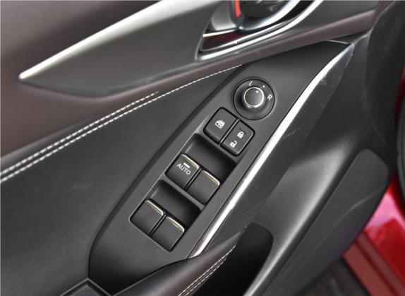 马自达CX-4 2018款 2.5L 自动四驱蓝天运动版 国V 车厢座椅   门窗控制