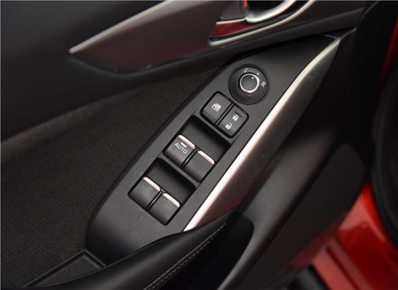 马自达CX-4 2018款 2.0L 自动两驱智领科技版 国V 车厢座椅   门窗控制