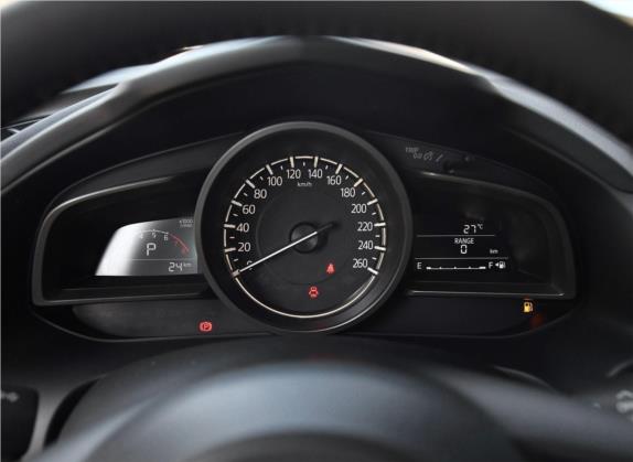 马自达CX-4 2018款 2.5L 自动四驱蓝天运动版 国VI 中控类   仪表盘