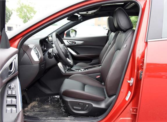 马自达CX-4 2018款 2.5L 自动四驱蓝天无畏版 国VI 车厢座椅   前排空间