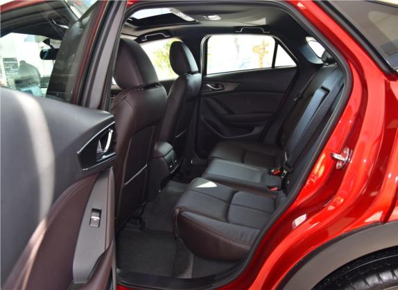 马自达CX-4 2020款 2.5L 自动四驱蓝天激情版 车厢座椅   后排空间