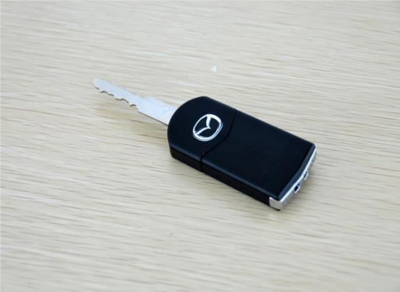 马自达2 2011款 炫动 1.3L 自动标准版 其他细节类   钥匙
