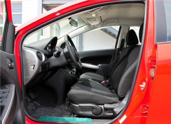 马自达2 2011款 炫动 1.5L 手动超值版 车厢座椅   前排空间