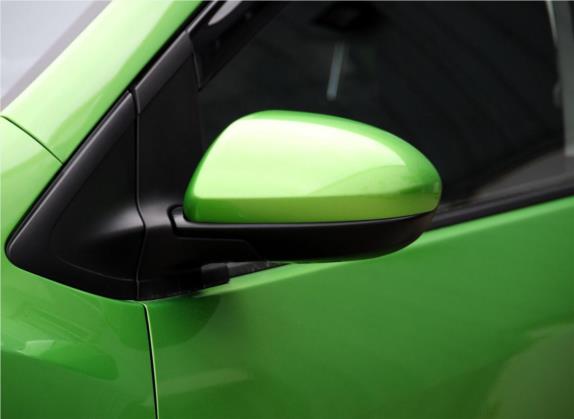 马自达2 2012款 两厢炫动 1.5L 自动豪华版 外观细节类   外后视镜