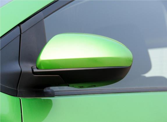 马自达2 2012款 两厢炫动 1.5L 自动超值版 外观细节类   外后视镜